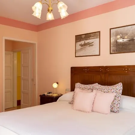 Alba Del Lario 12&2, Emma ヴィラ *