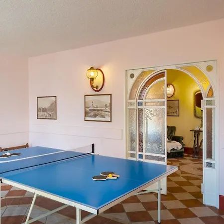 Alba Del Lario 12&2, Emma